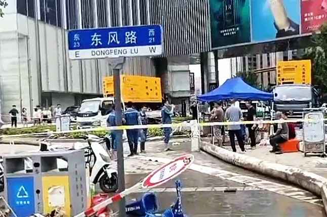 乐鱼官方站网页版登录入口-乐鱼(中国)排涝突击队在排涝现场